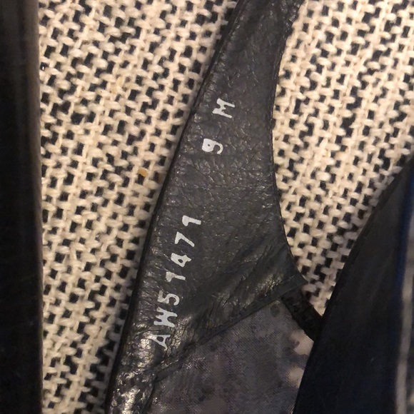 Stuart Weitzman Lace Peep-Toe Platform Sling-back - Picture 7 of 9